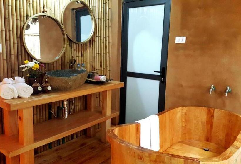 بانگلوی لوکس, Sapa Clay House  Mountain Retreat