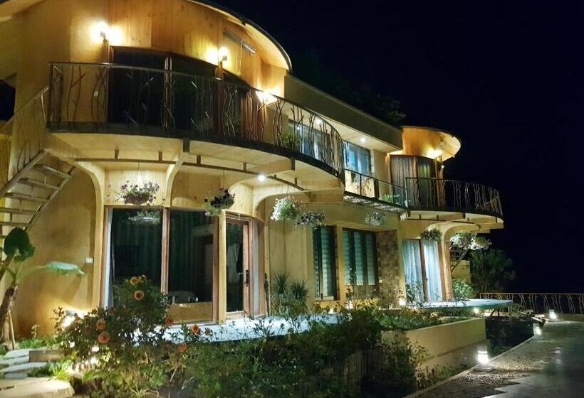 سوییت با چشم‌انداز کوه, Sapa Clay House  Mountain Retreat