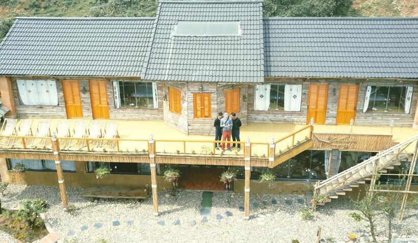 اتاق لوکس با تخت بزرگ, Sapa Clay House  Mountain Retreat