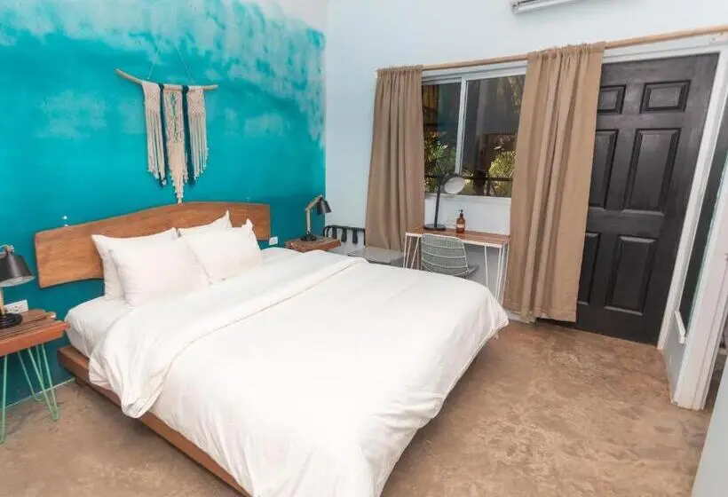 اتاق لوکس, Selina Santa Teresa North   Hostel