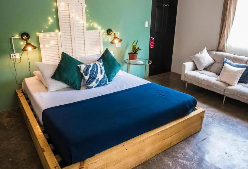 سوییت, Selina Santa Teresa North   Hostel