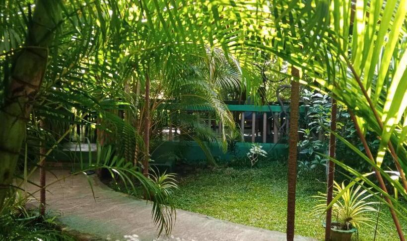 Номер Стандарт Трехместный, Sigiri Heritage Villa