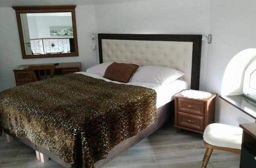 Номер Стандарт, Zdrojewo