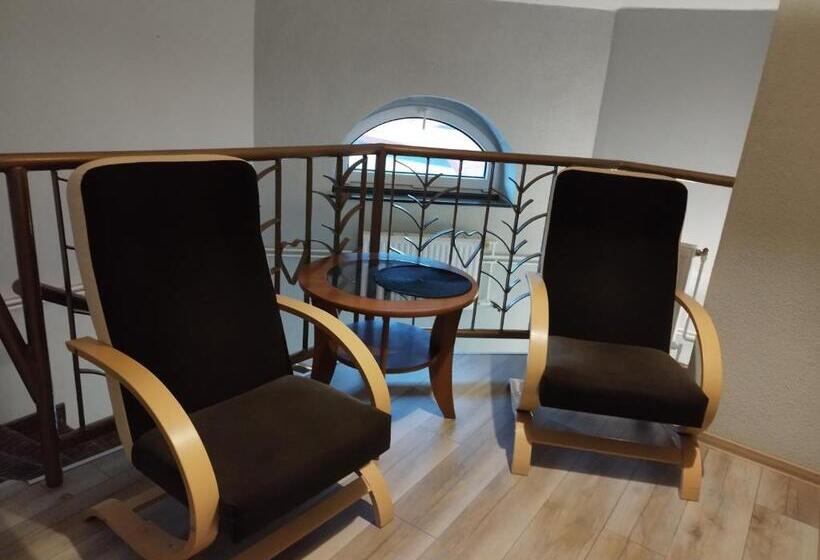 Номер Стандарт, Zdrojewo