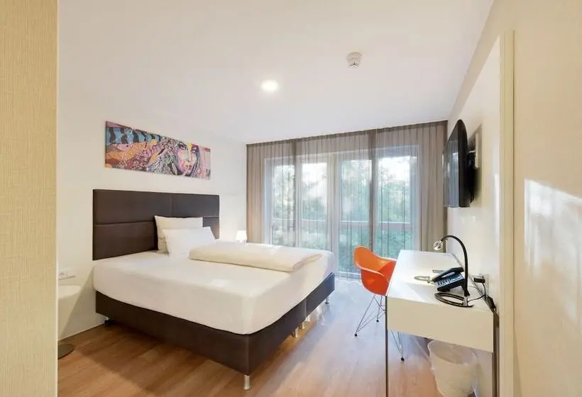 コンフォートルーム, K Apart Hotel & Boardinghouse