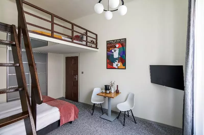 コンフォートルーム, K Apart Hotel & Boardinghouse