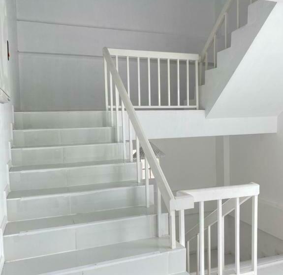 スタンダードルーム, Patra Agaligotel