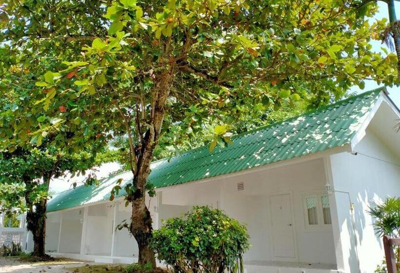 スタンダードルーム, Patra Agaligotel