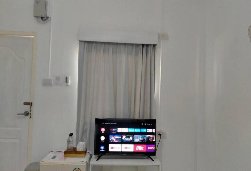 スタンダードルーム, Patra Agaligotel