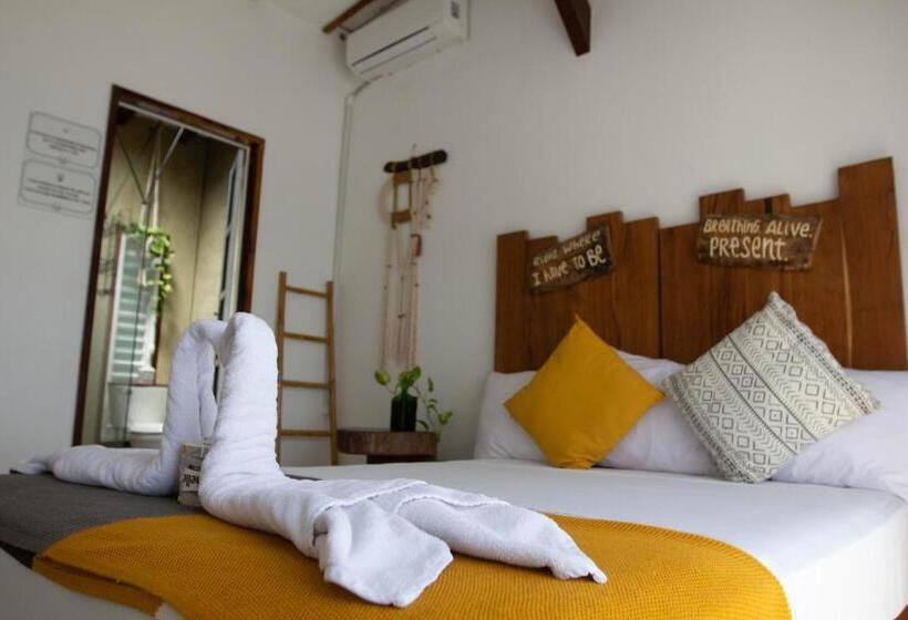 レイクビュースタンダードルーム, The Yak Lake House   Hostal