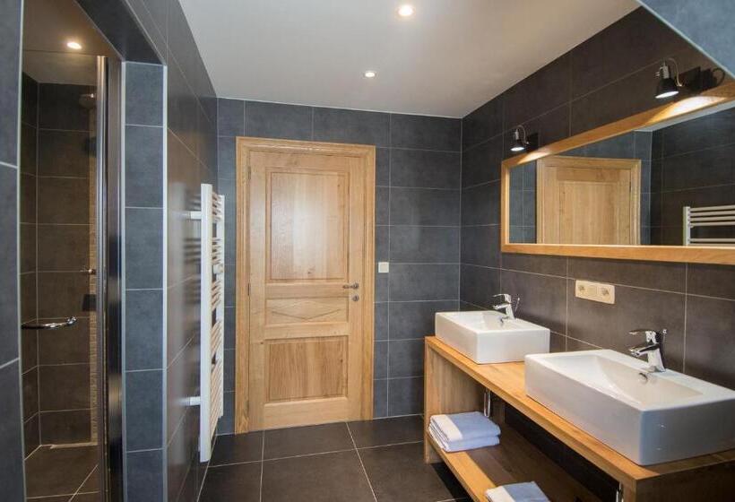 Полулюкс, De Gouden Klokke