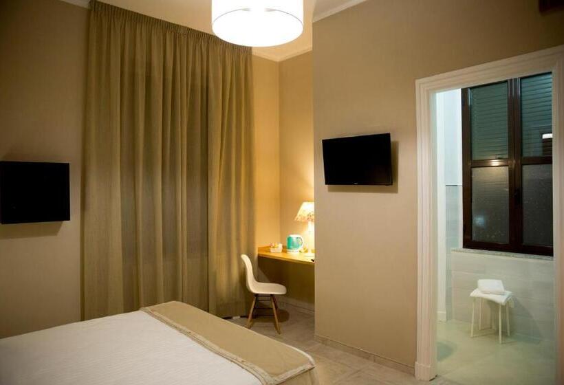 اتاق استاندارد, Svevo