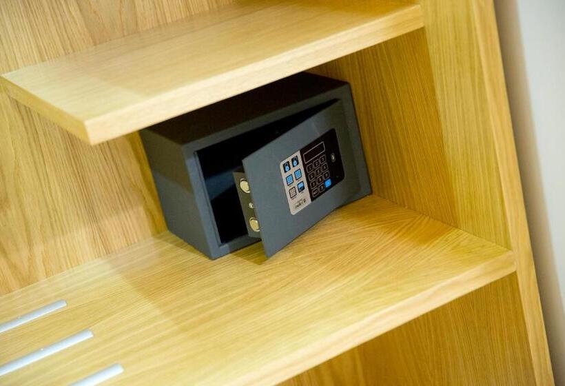 اتاق استاندارد, Svevo