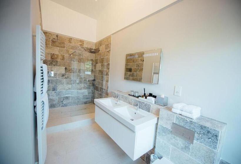 Номер Superior, Banyers House
