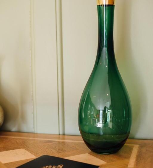 غرفة ديلوكس, Banyers House