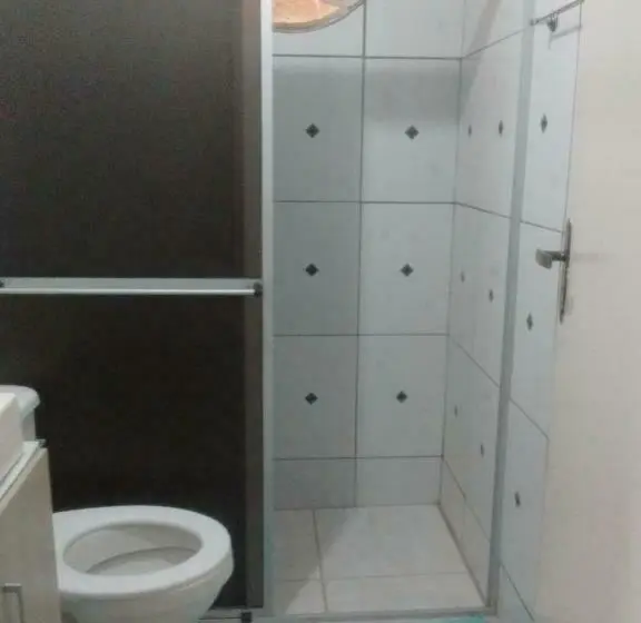 Basic Kolmen Hengen Huone, Dal Gobo