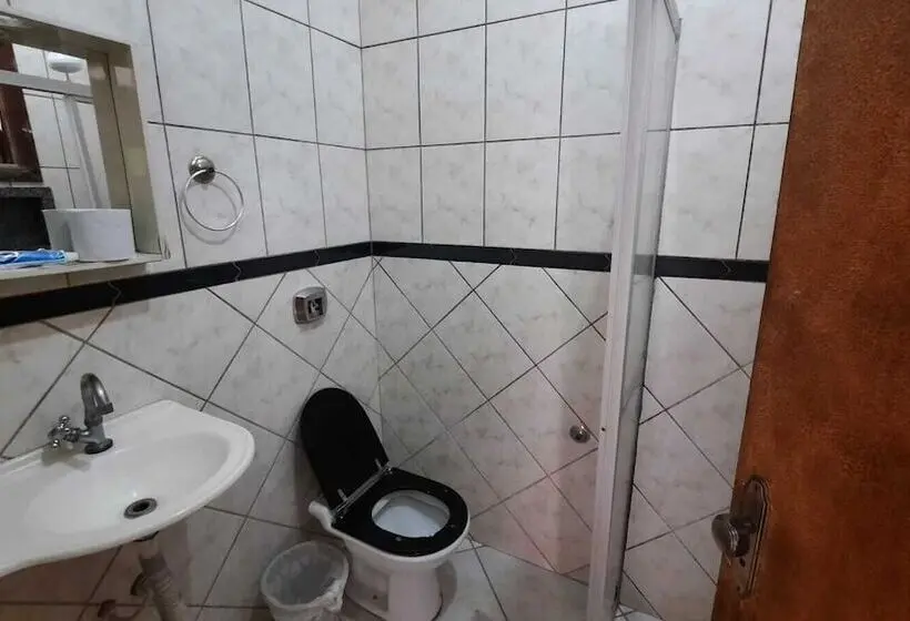 Standard Yhden Hengen Huone, Dal Gobo