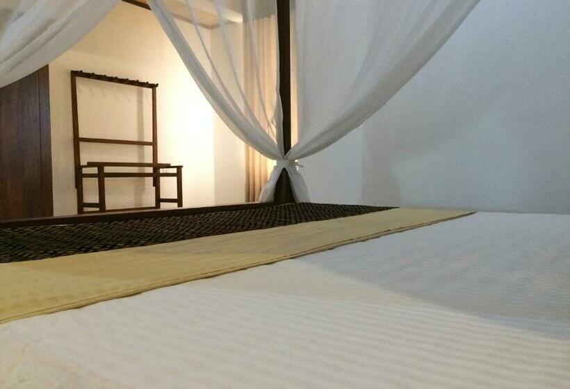 デラックスルーム, Gg Lodge Mirissa