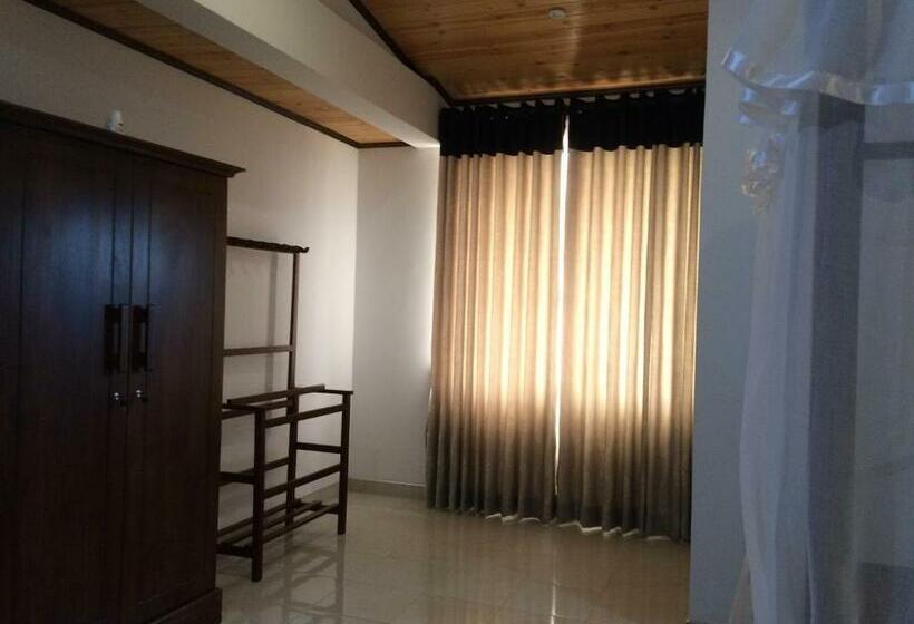 デラックスルーム, Gg Lodge Mirissa