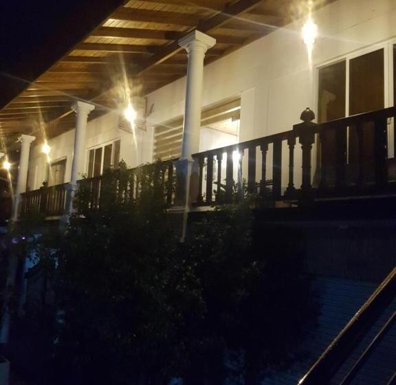 デラックスファミリールーム, Gg Lodge Mirissa