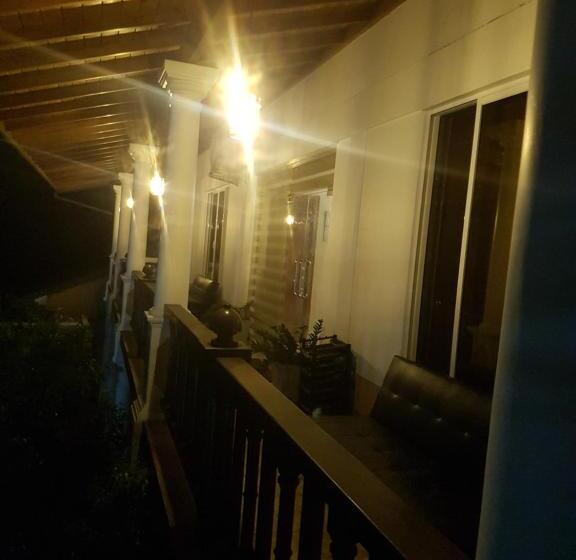 デラックスファミリールーム, Gg Lodge Mirissa