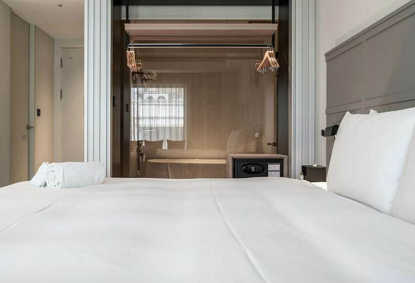 اتاق لوکس, Greet Inn