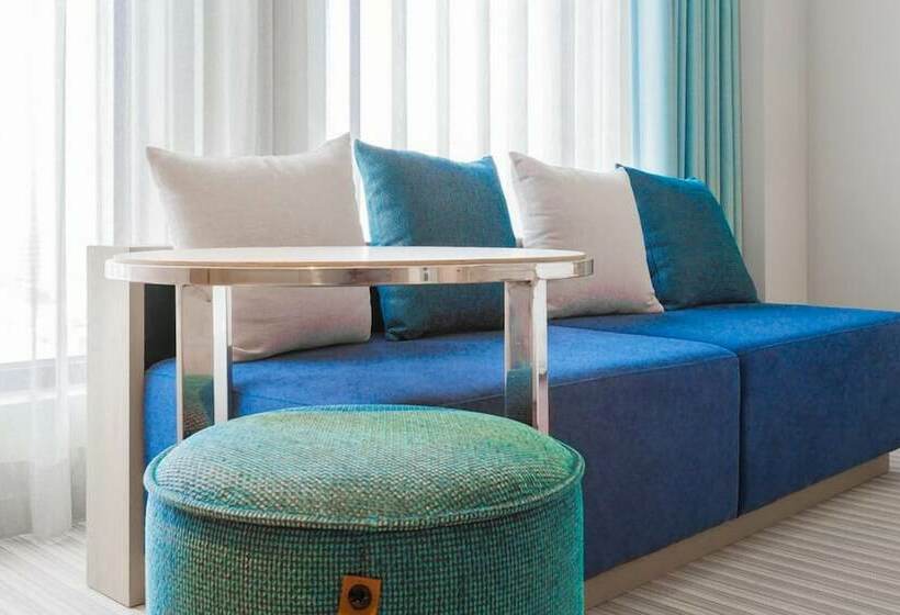 اتاق لوکس, Greet Inn