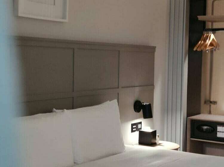 اتاق لوکس, Greet Inn