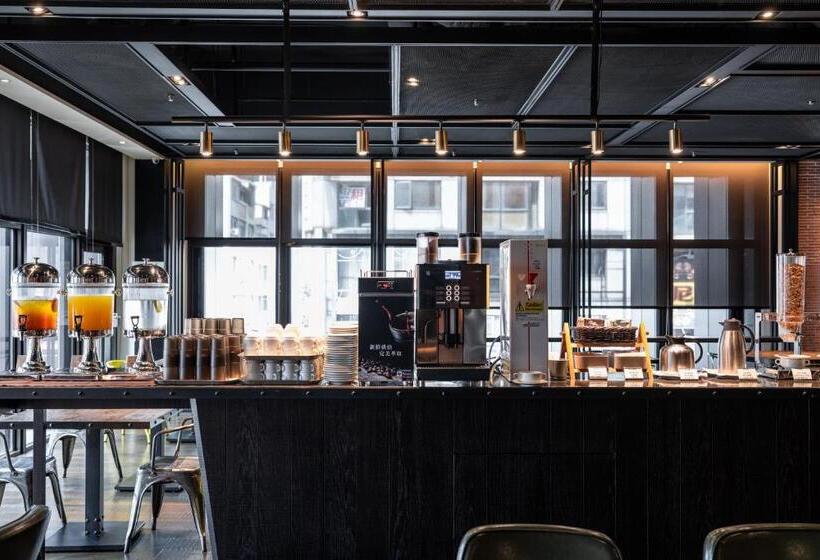 اتاق لوکس, Greet Inn