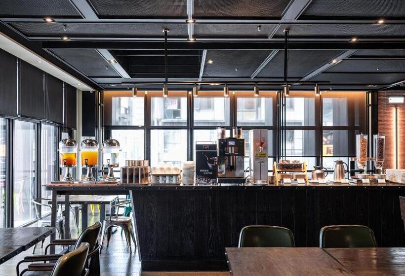 اتاق لوکس, Greet Inn