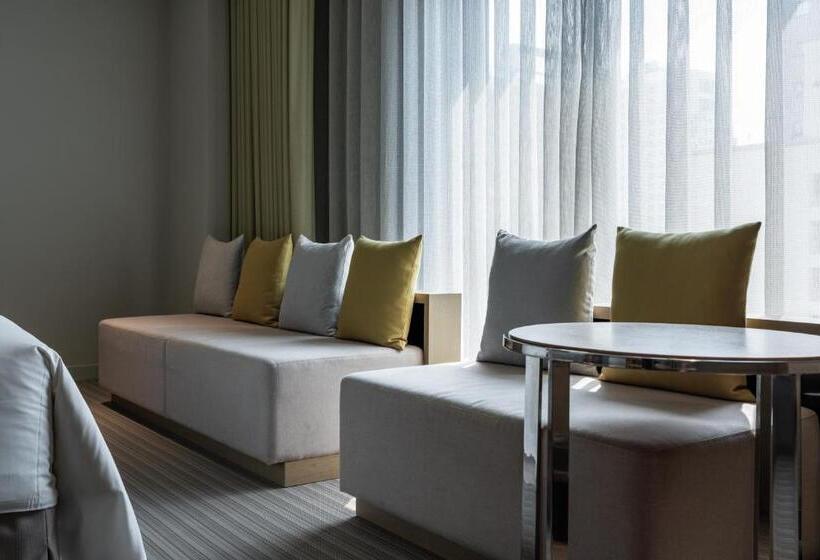 اتاق لوکس چهار تخته, Greet Inn