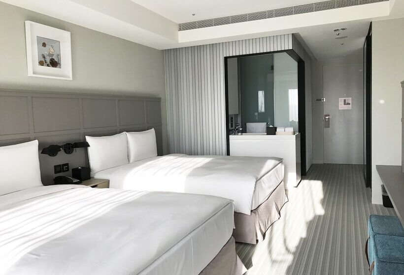 اتاق استاندارد چهار تخته, Greet Inn