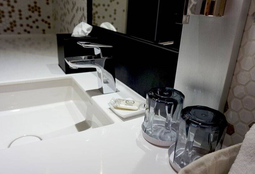 سوییت اجرایی, Greet Inn