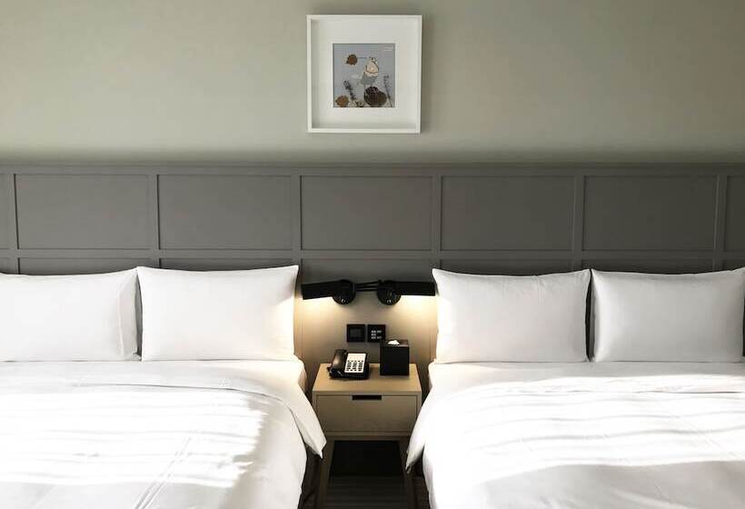 اتاق لوکس چهار تخته, Greet Inn