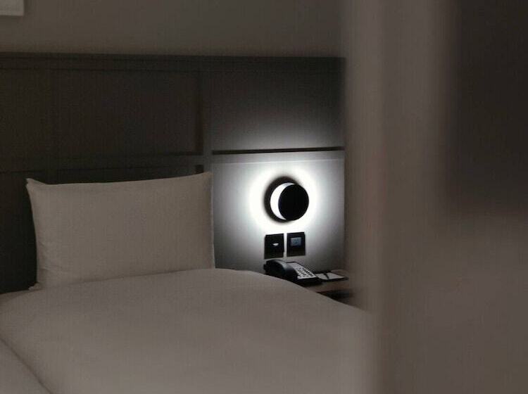 اتاق لوکس, Greet Inn