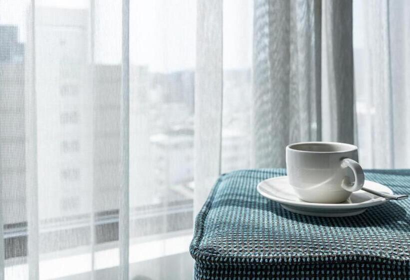 اتاق استاندارد چهار تخته, Greet Inn