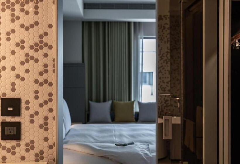 سوییت اجرایی, Greet Inn