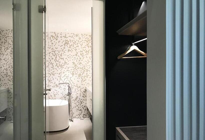 سوییت لوکس, Greet Inn