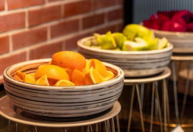 اتاق استاندارد برای معلولان, Greet Inn