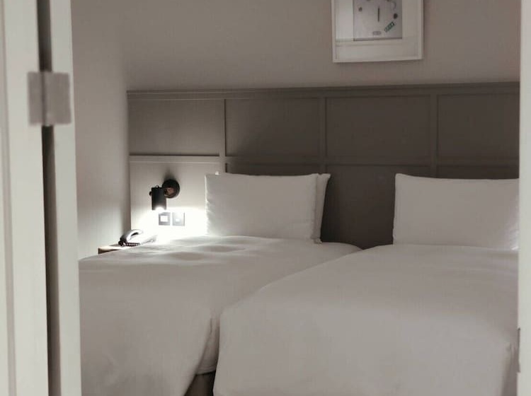 اتاق استاندارد, Greet Inn