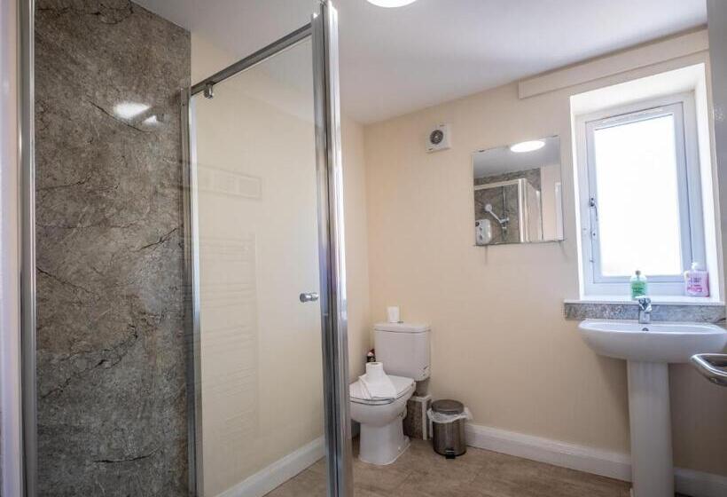 Апартаменты 2 Спальни, Morecambe Rooms