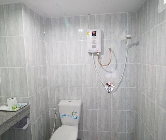 غرفة قياسية ثلاثية, Phuhi