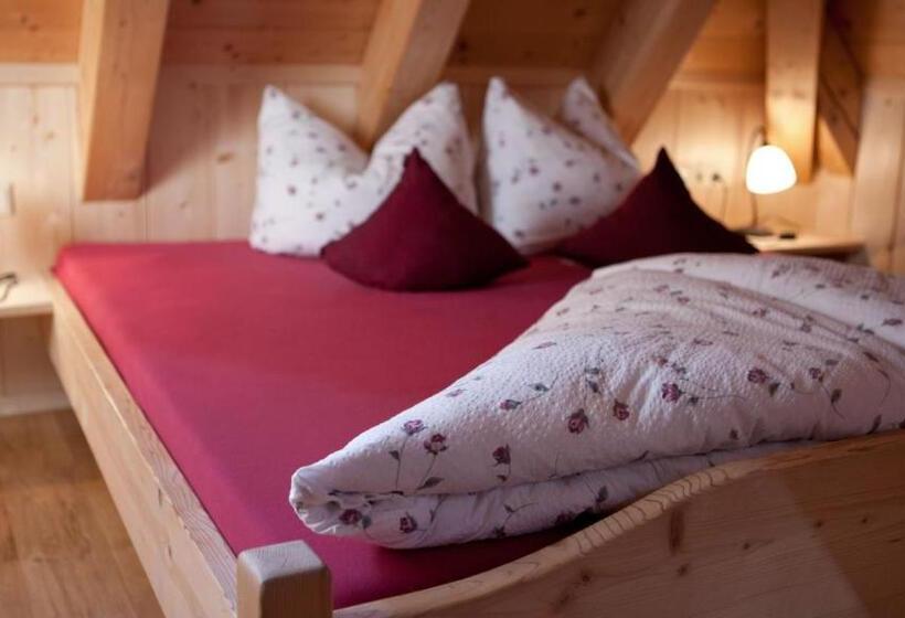 חדר סטנדרט חדר אמבטיה משותף, Schneekarhütte