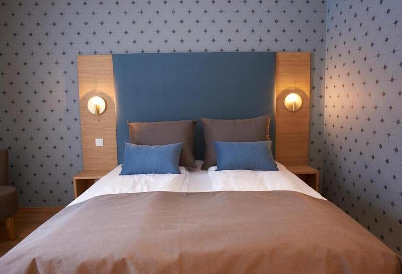 غرفة ديلوكس, Sjømilitære Samfund