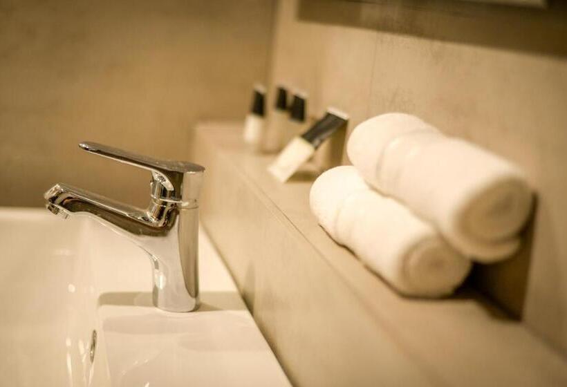 ファミリールーム, Verjandel