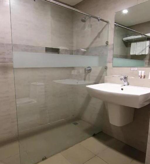 デラックスファミリールーム, Verjandel