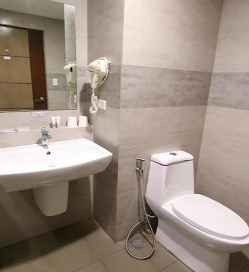 デラックスファミリールーム, Verjandel