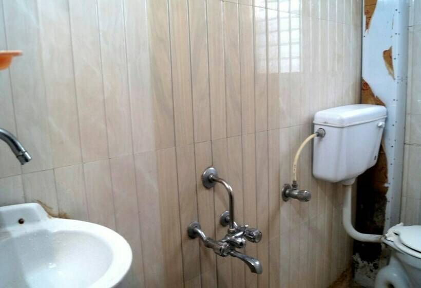 Chambre Standard, Zam Zam Palace