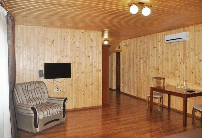 سوییت جونیور با بالکن, Fortuna