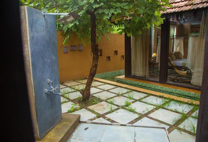 וילה בת 2 חדרי שינה, Vannraj Resort And Spa